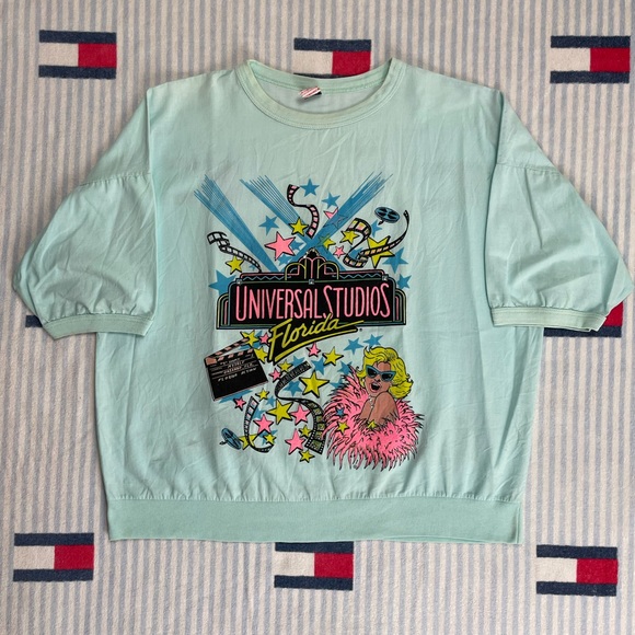 Universal Tops - Vintage Universal Studios Florida short sleeve shirt